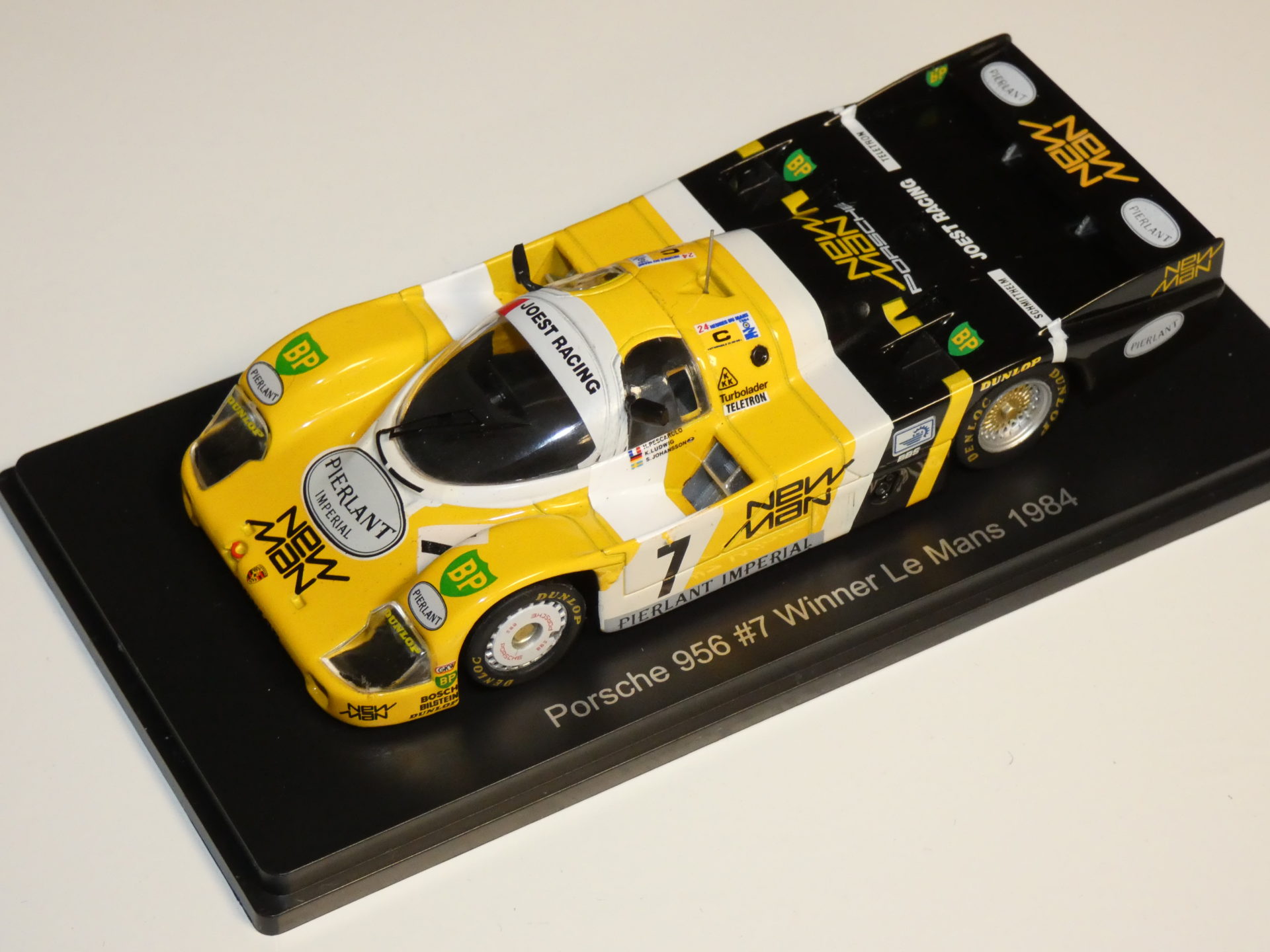 Porsche 956 #7 Winner Le Mans 1984-1/43 Spark Hachette Voiture Miniature 03 